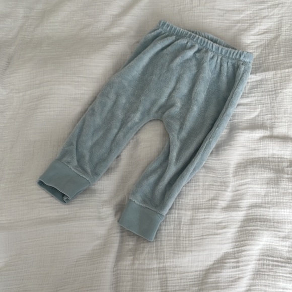 3 Piece Bear Set | Carter’s | 6-9 Months - Picture 5 of 5